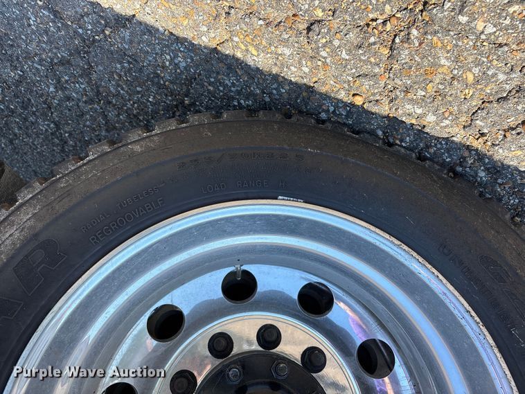 image for item DT0177 2022 Kenworth T3 infrared pothole patcher truck