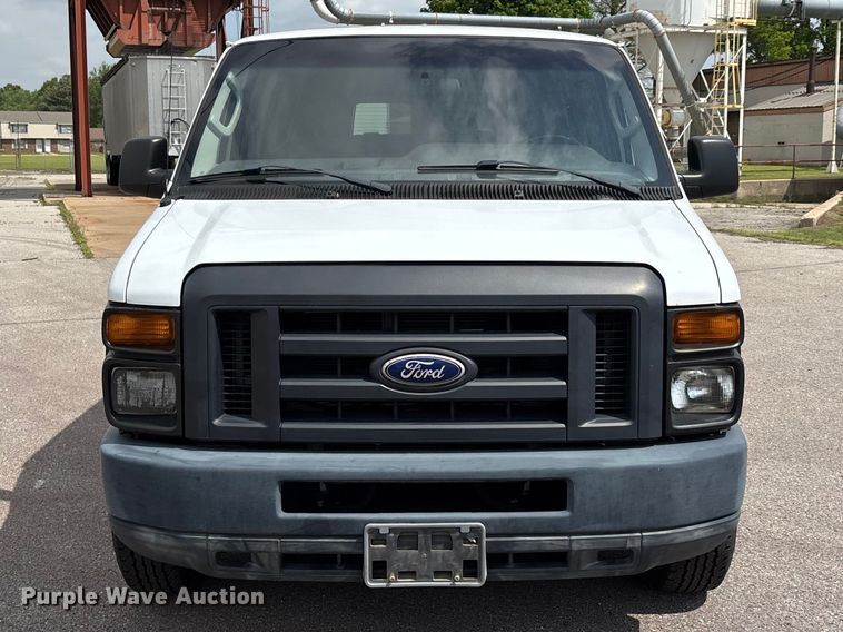 image for item DT0240 2014 Ford E350 van