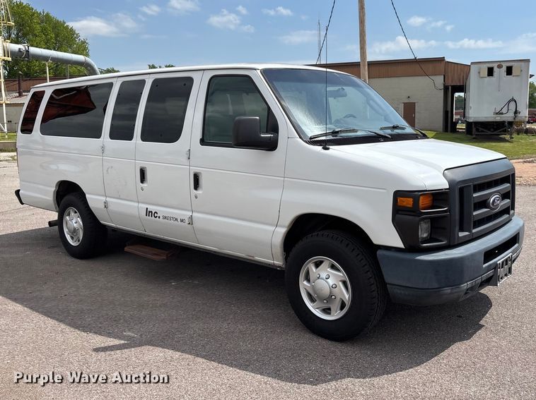 image for item DT0240 2014 Ford E350 van