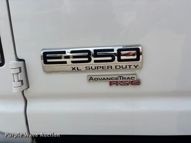 image for item DT0240 2014 Ford E350 van