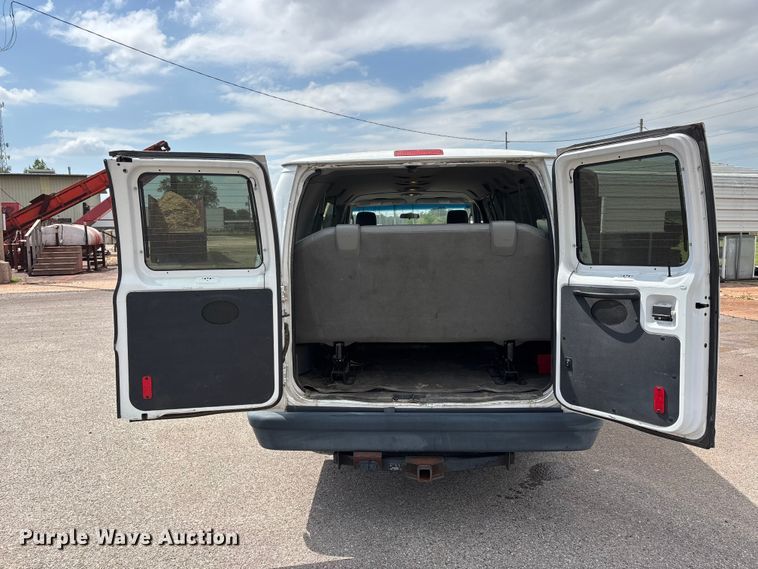 image for item DT0240 2014 Ford E350 van