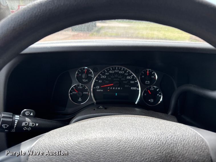 image for item DT0241 2016 Chevrolet Express 3500 van