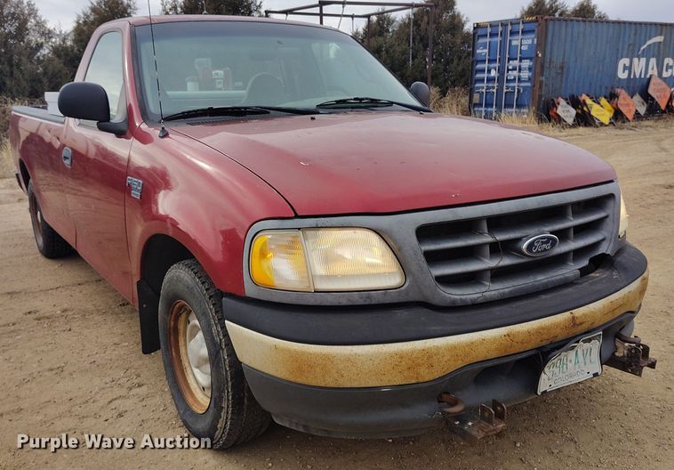 image for item DT0900 2000 Ford F150 pickup truck