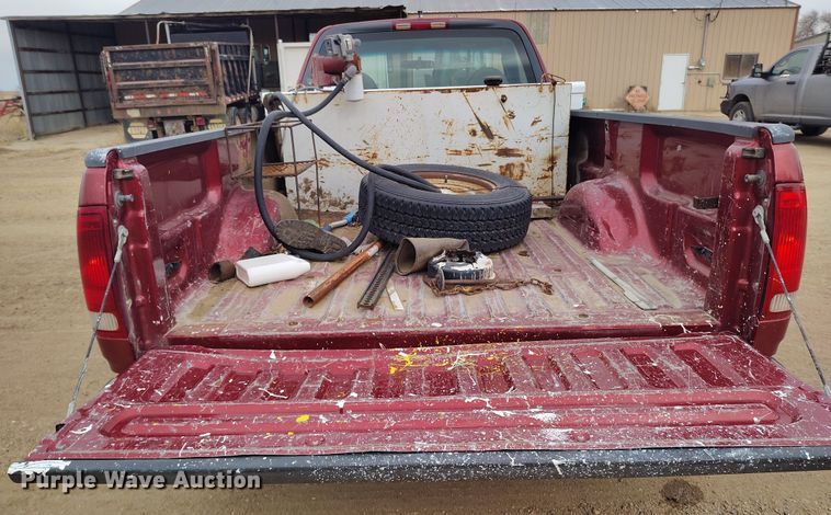 image for item DT0900 2000 Ford F150 pickup truck