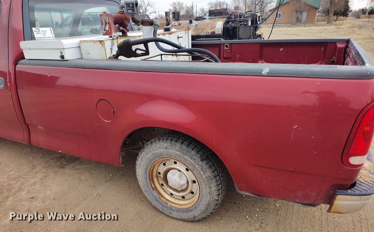 image for item DT0900 2000 Ford F150 pickup truck