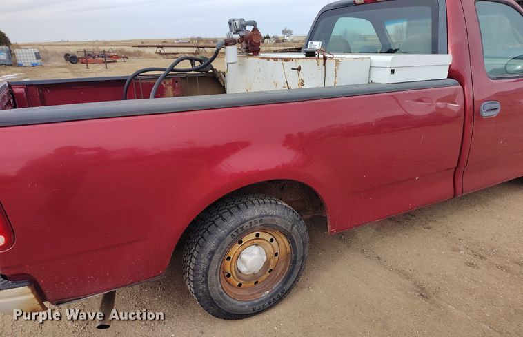 image for item DT0900 2000 Ford F150 pickup truck
