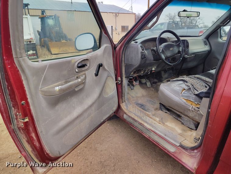 image for item DT0900 2000 Ford F150 pickup truck