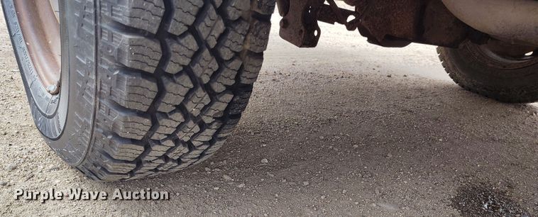 image for item DT0900 2000 Ford F150 pickup truck