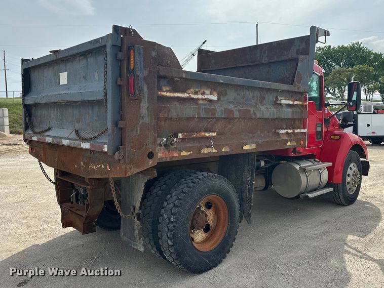 image for item DV0906 2005 Kenworth T300 dump truck