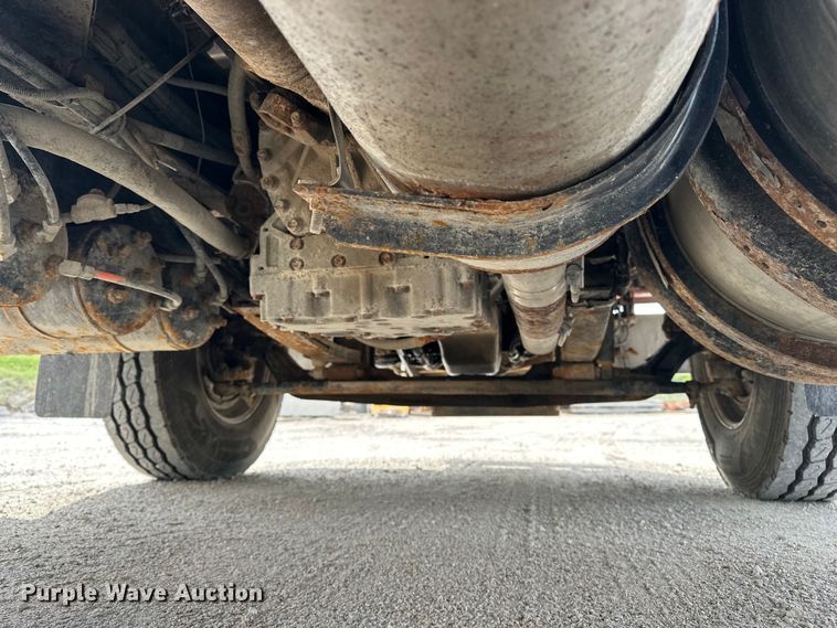 image for item DV0906 2005 Kenworth T300 dump truck