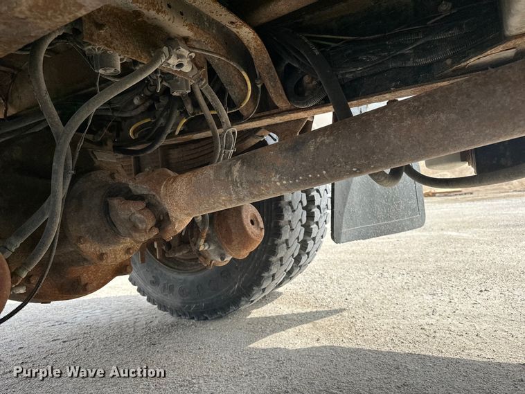 image for item DV0906 2005 Kenworth T300 dump truck