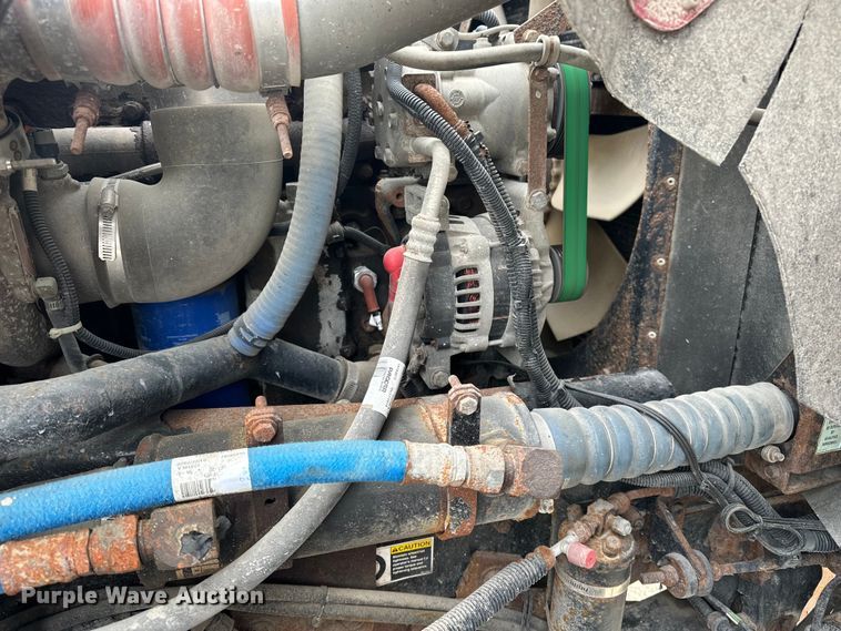 image for item DV0906 2005 Kenworth T300 dump truck