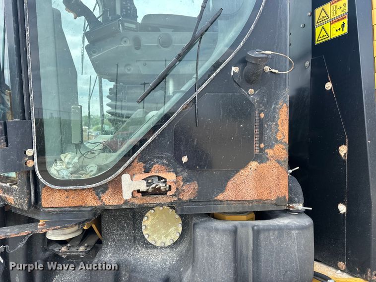 image for item DV0909 2011 Caterpillar 12M VHP Plus motor grader