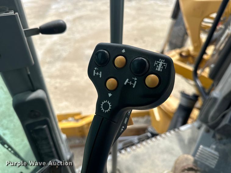 image for item DV0909 2011 Caterpillar 12M VHP Plus motor grader