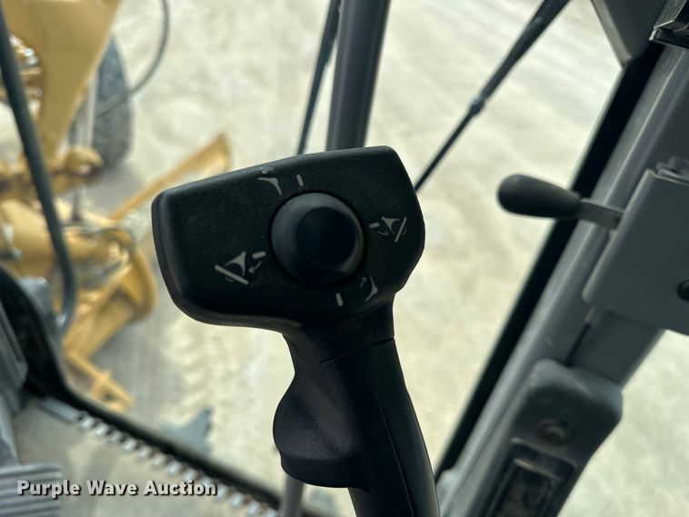 image for item DV0909 2011 Caterpillar 12M VHP Plus motor grader