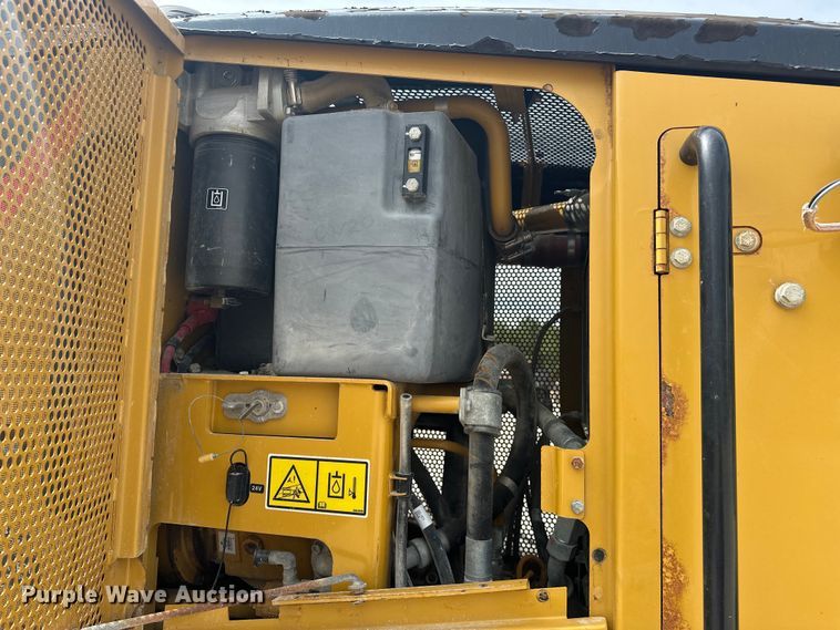 image for item DV0909 2011 Caterpillar 12M VHP Plus motor grader