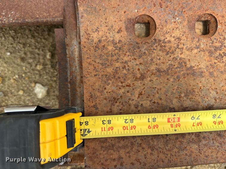 image for item DV0913 Motor grader cutting edges