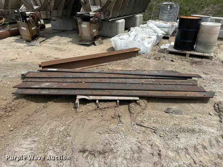 image for item DV0914 (19) plow cutting edges