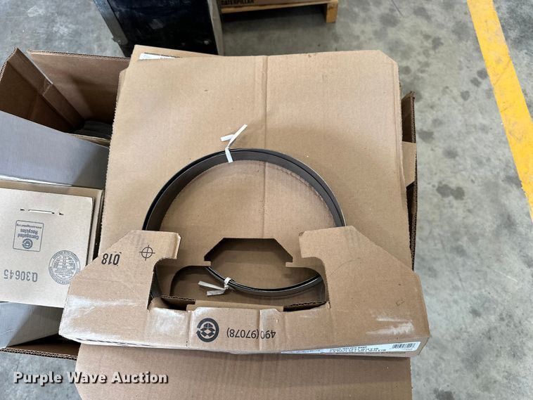 image for item DV0918 Truck parts