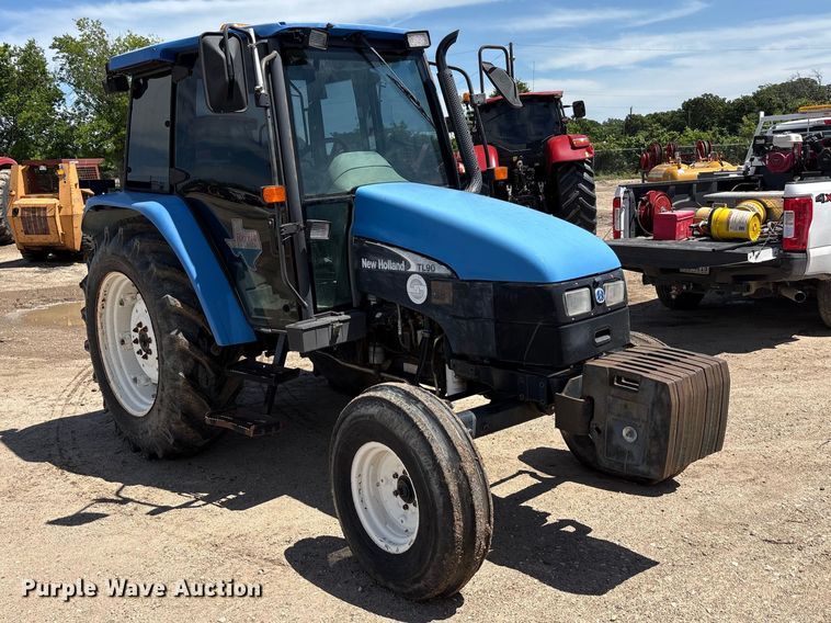 image for item DV8508 2003 New Holland TL90 tractor