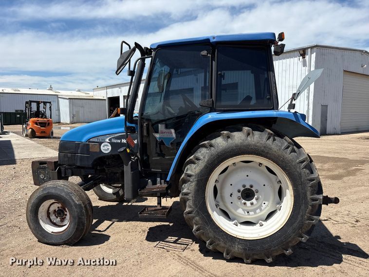 image for item DV8508 2003 New Holland TL90 tractor