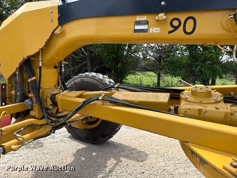 image for item DZ4445 2010 Caterpillar 120M AWD motor grader