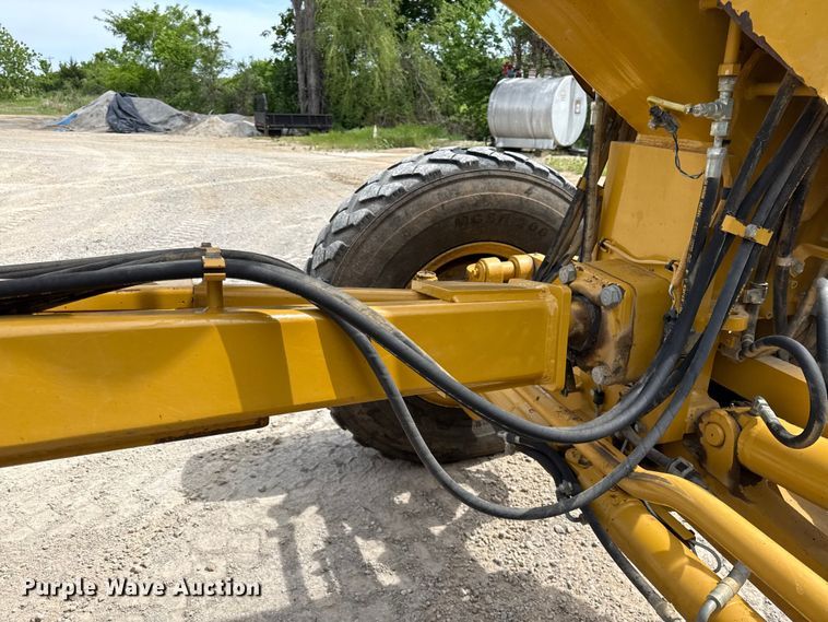image for item DZ4445 2010 Caterpillar 120M AWD motor grader