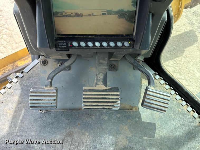 image for item DZ4445 2010 Caterpillar 120M AWD motor grader
