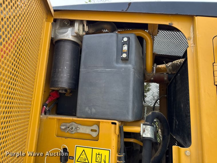 image for item DZ4445 2010 Caterpillar 120M AWD motor grader
