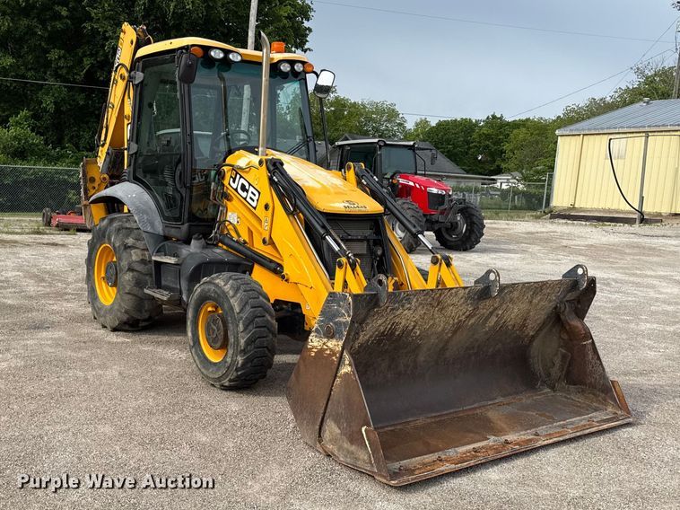 image for item DZ4449 JCB 3CX 14FT Super backhoe