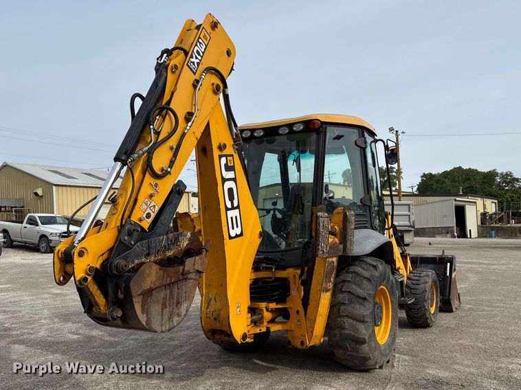 image for item DZ4449 JCB 3CX 14FT Super backhoe