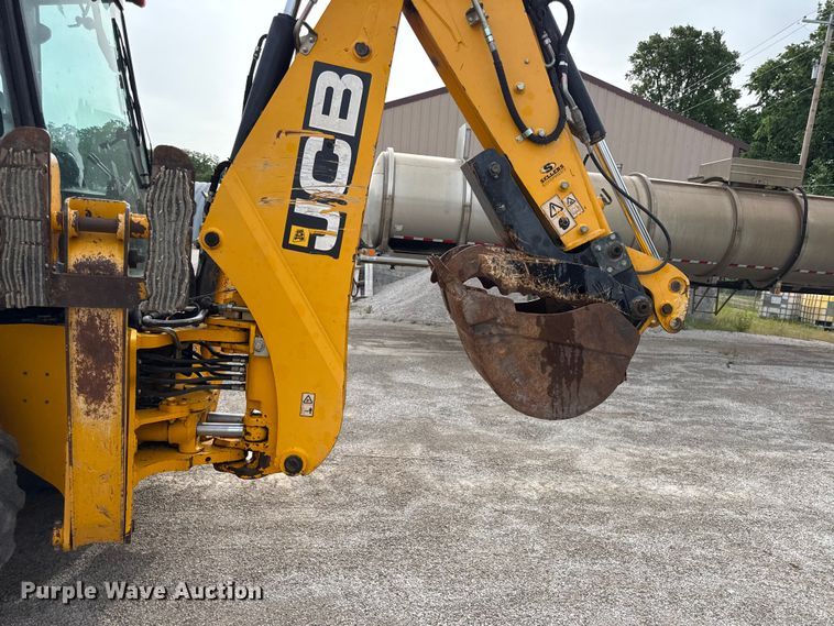 image for item DZ4449 JCB 3CX 14FT Super backhoe