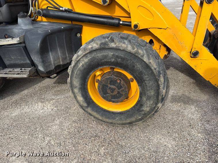 image for item DZ4449 JCB 3CX 14FT Super backhoe