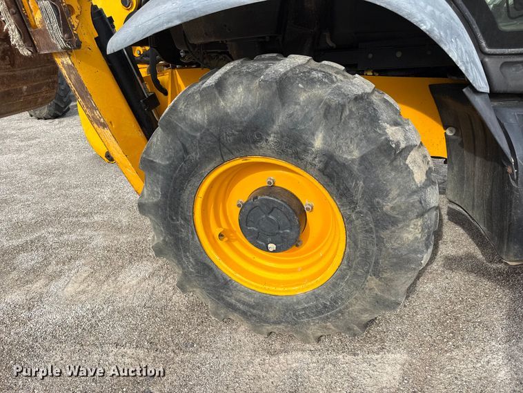 image for item DZ4449 JCB 3CX 14FT Super backhoe