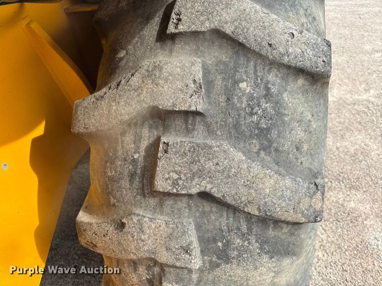 image for item DZ4449 JCB 3CX 14FT Super backhoe