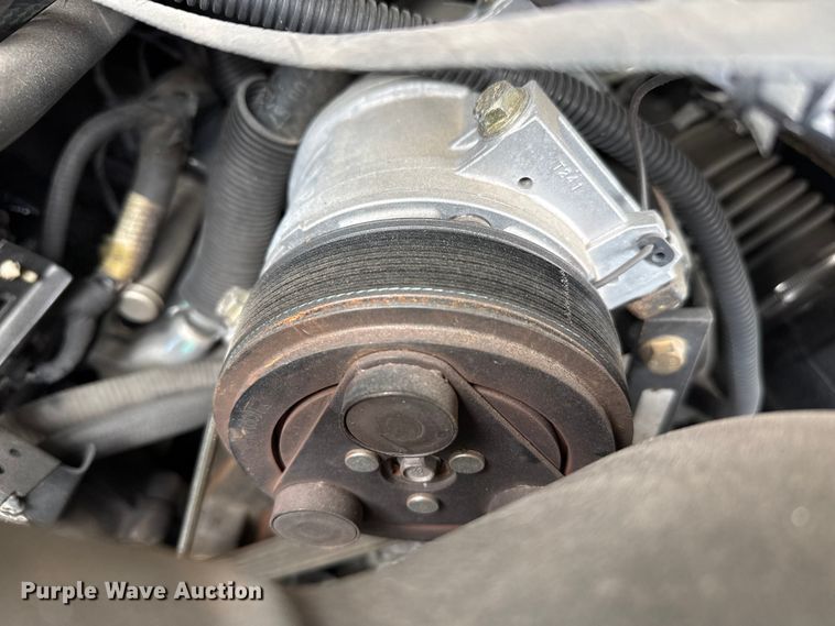 image for item DZ5148 2010 Ford Eldorado Aerotech E450 Super Duty shuttle bus