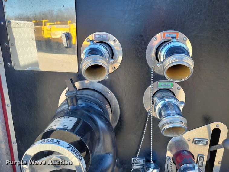 image for item DZ7050 1992 Pierce Manufacturing Arrow pumper fire truck