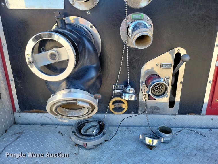 image for item DZ7050 1992 Pierce Manufacturing Arrow pumper fire truck