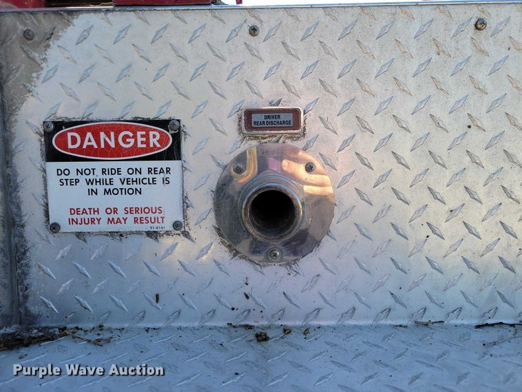 image for item DZ7050 1992 Pierce Manufacturing Arrow pumper fire truck