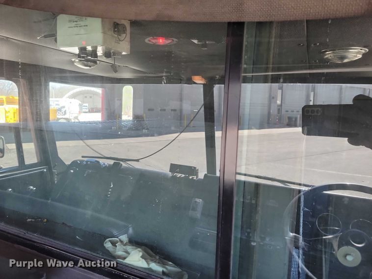 image for item DZ7050 1992 Pierce Manufacturing Arrow pumper fire truck