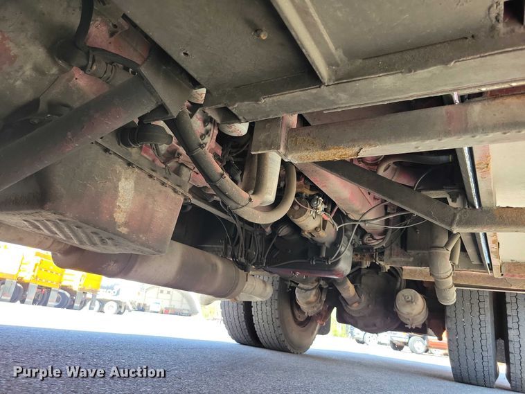 image for item DZ7050 1992 Pierce Manufacturing Arrow pumper fire truck