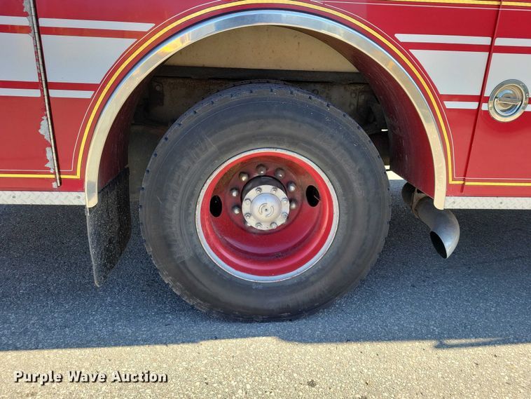 image for item DZ7050 1992 Pierce Manufacturing Arrow pumper fire truck