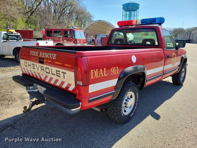 image for item DZ7052 1993 Chevrolet K3500 pickup truck