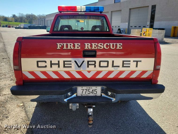 image for item DZ7052 1993 Chevrolet K3500 pickup truck