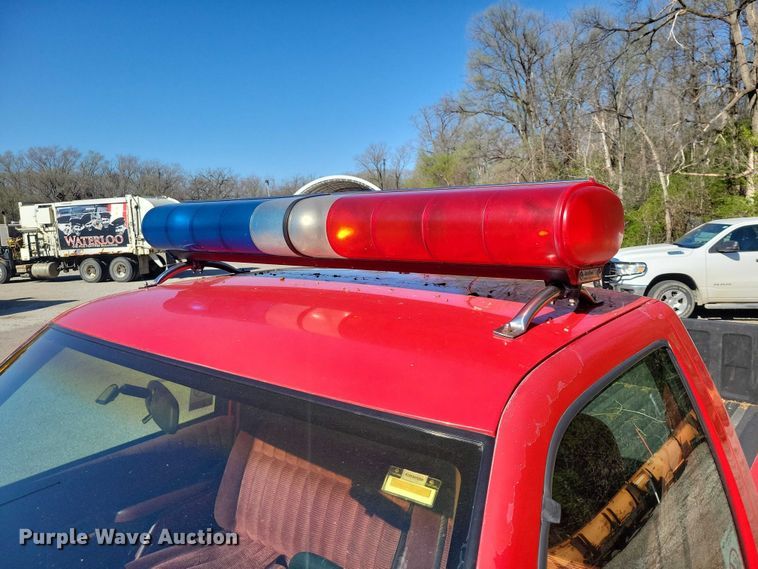 image for item DZ7052 1993 Chevrolet K3500 pickup truck