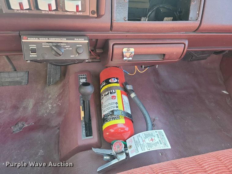 image for item DZ7052 1993 Chevrolet K3500 pickup truck