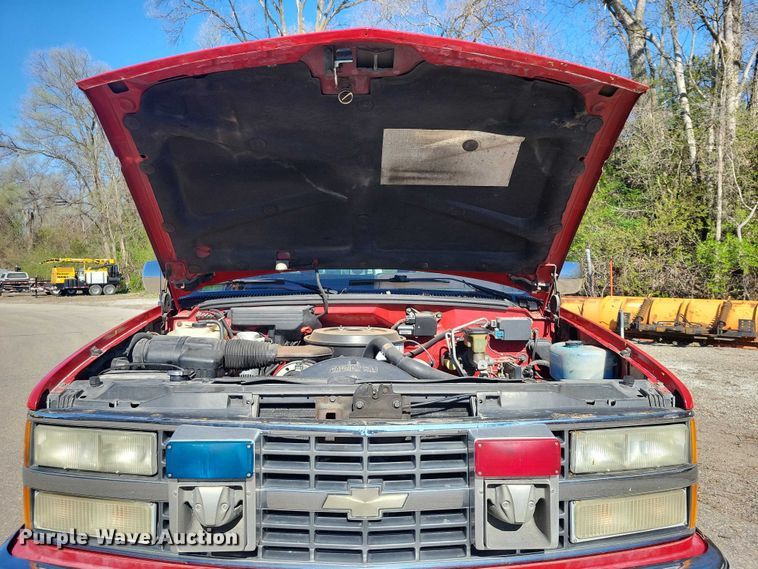 image for item DZ7052 1993 Chevrolet K3500 pickup truck