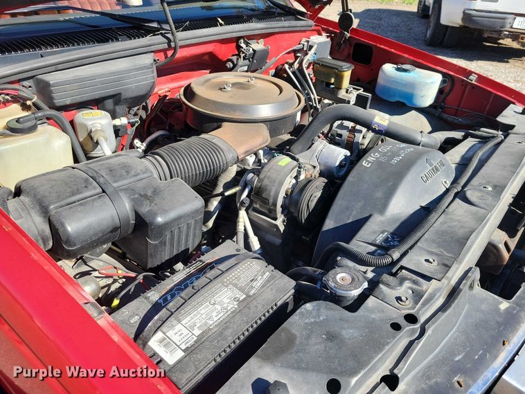 image for item DZ7052 1993 Chevrolet K3500 pickup truck