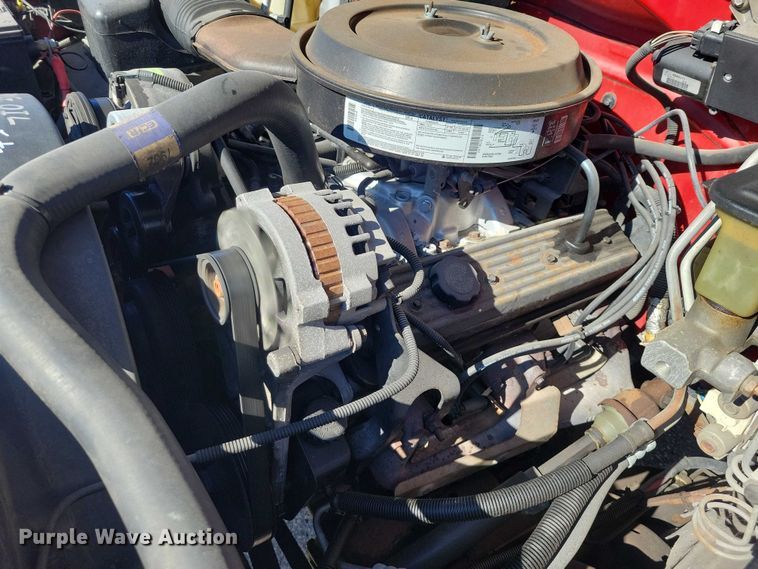 image for item DZ7052 1993 Chevrolet K3500 pickup truck