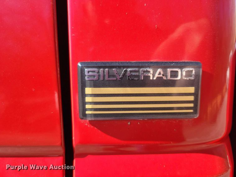 image for item DZ7052 1993 Chevrolet K3500 pickup truck